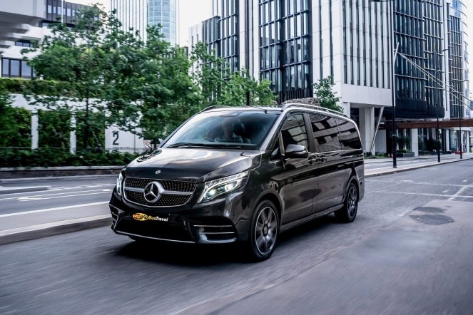 Mercedes V - dla 8 pasażerów w Warszawie